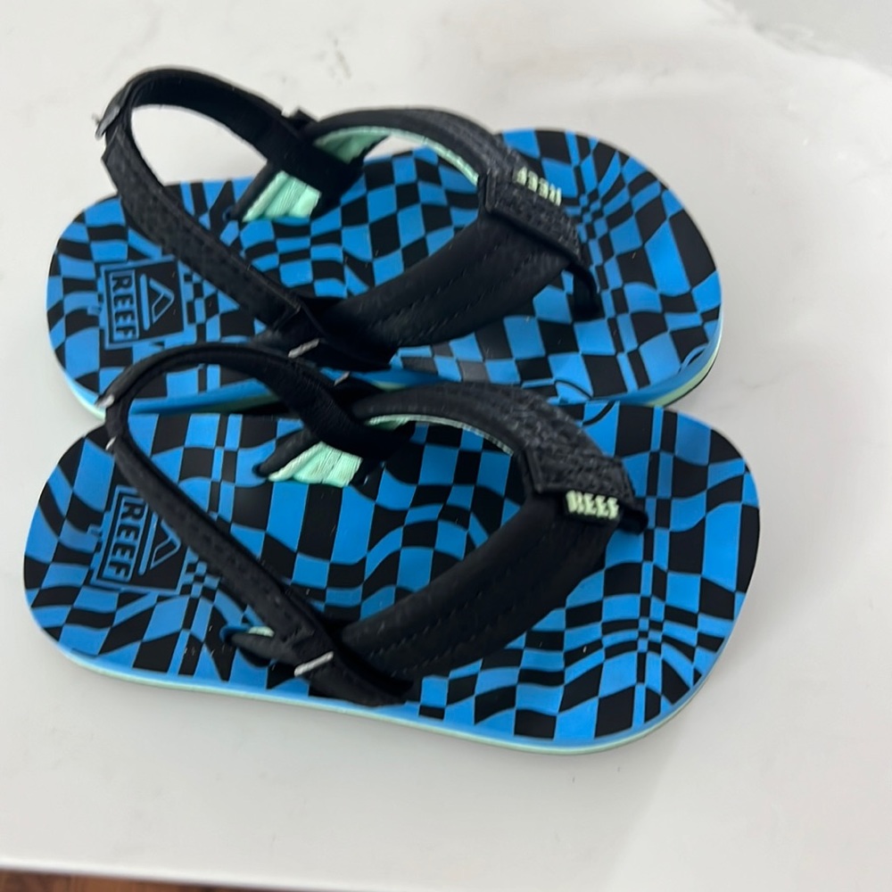 Toddler Reef Flip Flops Size 7